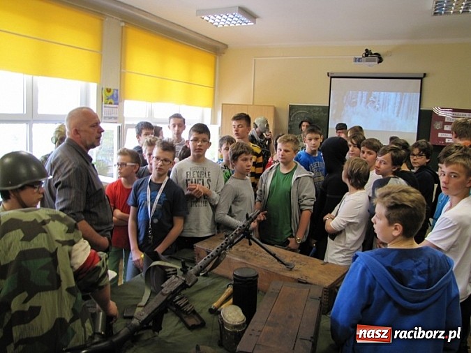 Zdjęcie w galerii na portalu naszraciborz.pl: Dni otwarte Gimnazjum przy Kasprowicza  wiadomości z regionu