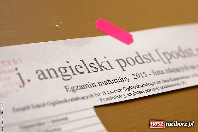 Zdjęcie w galerii na portalu naszraciborz.pl: I LO. Trzeci dzień matur - dziś angielski  wiadomości z regionu