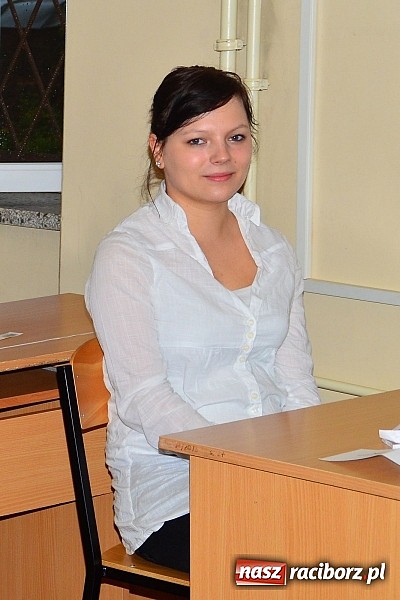 Zdjęcie w galerii na portalu naszraciborz.pl: Ekonomik: maturzyści zmagają się z językiem angielskim wiadomości z regionu