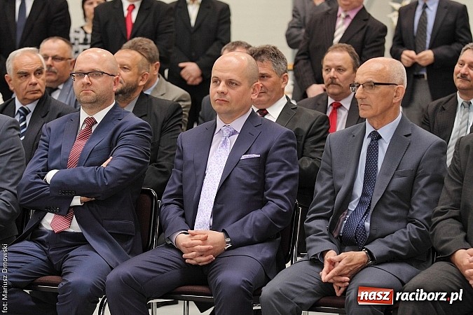 Zdjęcie w galerii na portalu naszraciborz.pl: Rafamet otworzył dziś uroczyście nową halę montażu II! wiadomości z regionu