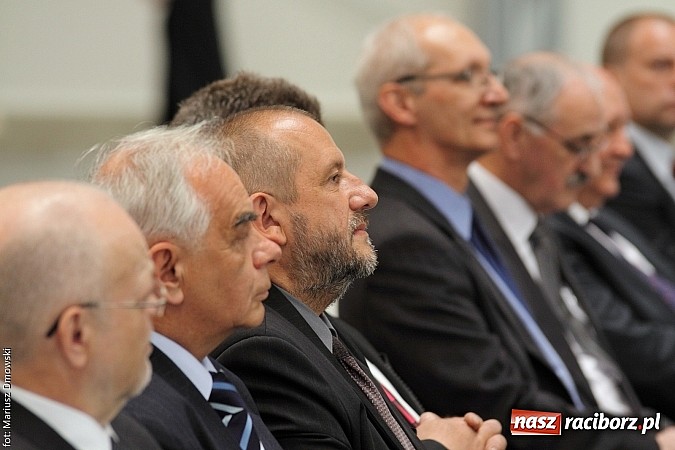 Zdjęcie w galerii na portalu naszraciborz.pl: Rafamet otworzył dziś uroczyście nową halę montażu II! wiadomości z regionu