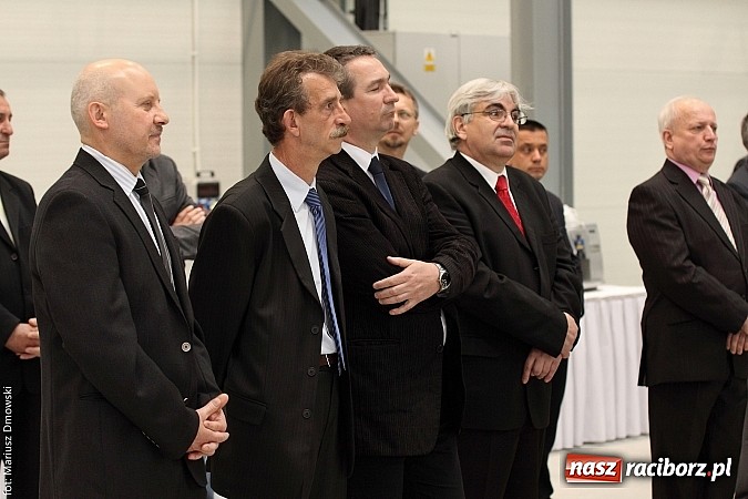 Zdjęcie w galerii na portalu naszraciborz.pl: Rafamet otworzył dziś uroczyście nową halę montażu II! wiadomości z regionu