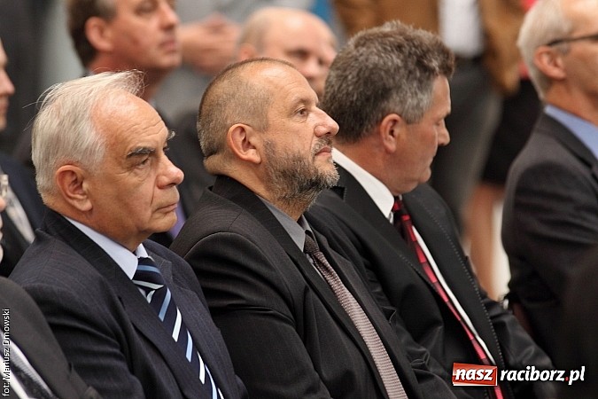 Zdjęcie w galerii na portalu naszraciborz.pl: Rafamet otworzył dziś uroczyście nową halę montażu II! wiadomości z regionu