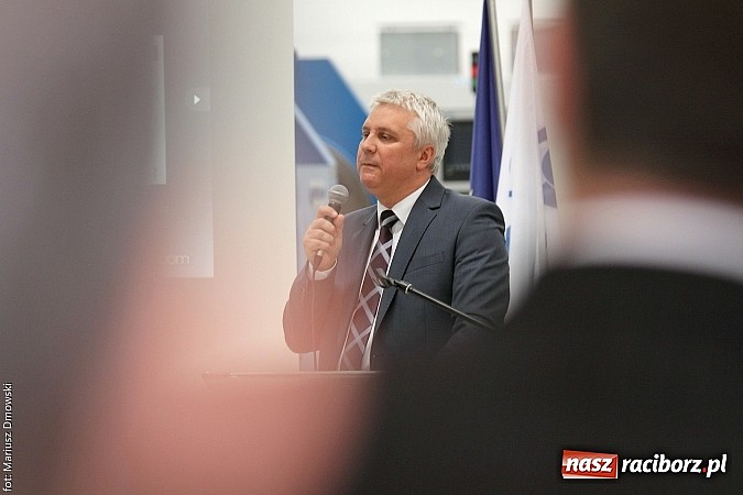 Zdjęcie w galerii na portalu naszraciborz.pl: Rafamet otworzył dziś uroczyście nową halę montażu II! wiadomości z regionu