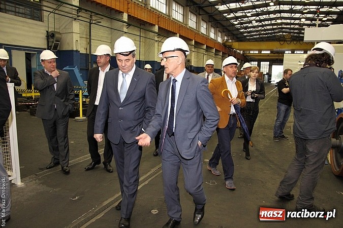 Zdjęcie w galerii na portalu naszraciborz.pl: Rafamet otworzył dziś uroczyście nową halę montażu II! wiadomości z regionu