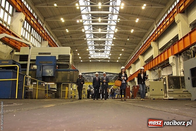 Zdjęcie w galerii na portalu naszraciborz.pl: Rafamet otworzył dziś uroczyście nową halę montażu II! wiadomości z regionu