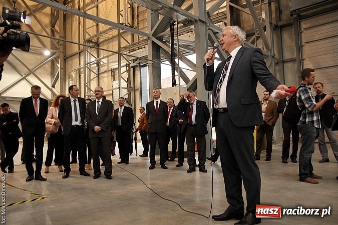 Zdjęcie w galerii na portalu naszraciborz.pl: Rafamet otworzył dziś uroczyście nową halę montażu II! wiadomości z regionu
