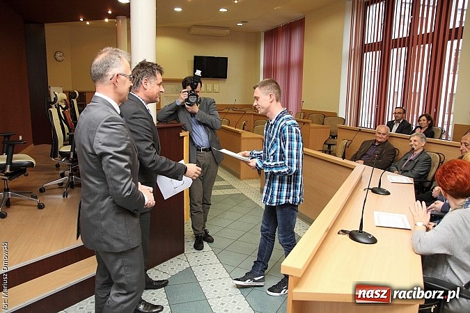 Zdjęcie w galerii na portalu naszraciborz.pl: Przyznano nagrody w konkursie na najpiękniejszą elewację wiadomości z regionu