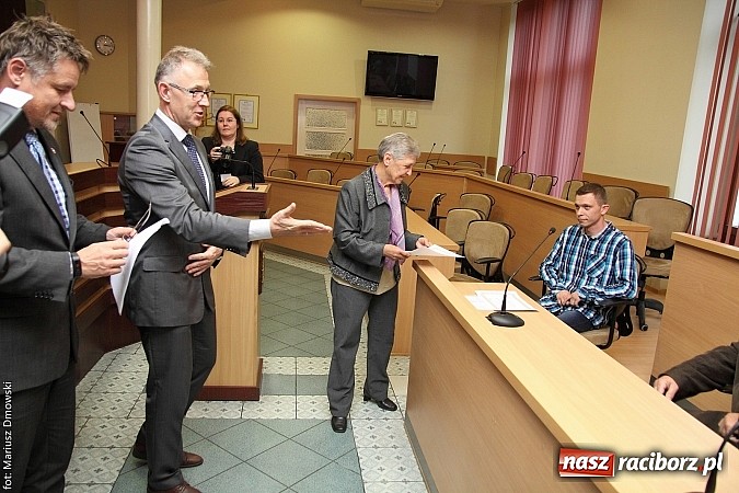 Zdjęcie w galerii na portalu naszraciborz.pl: Przyznano nagrody w konkursie na najpiękniejszą elewację wiadomości z regionu