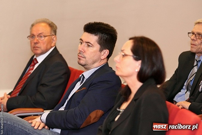 Zdjęcie w galerii na portalu naszraciborz.pl: Szkolnictwo zawodowe i techniczne w relacji z pracodawcą na Zamku Piastowskim wiadomości z regionu