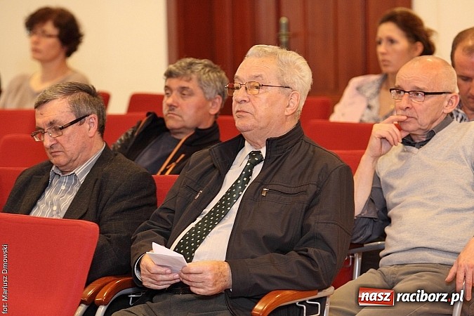 Zdjęcie w galerii na portalu naszraciborz.pl: Szkolnictwo zawodowe i techniczne w relacji z pracodawcą na Zamku Piastowskim wiadomości z regionu