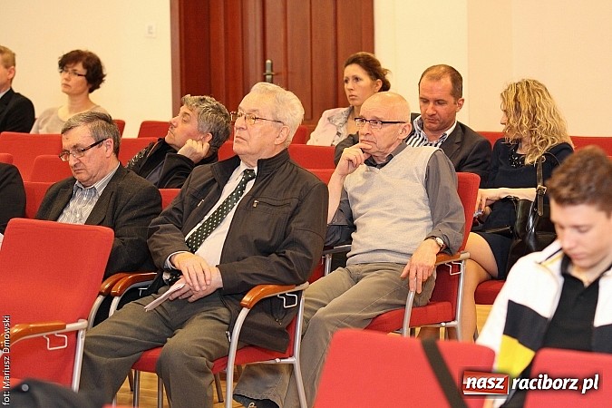 Zdjęcie w galerii na portalu naszraciborz.pl: Szkolnictwo zawodowe i techniczne w relacji z pracodawcą na Zamku Piastowskim wiadomości z regionu