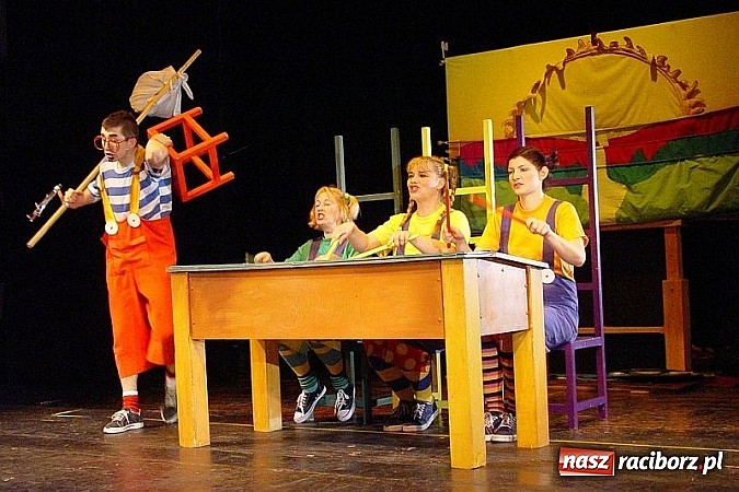 Zdjęcie w galerii na portalu naszraciborz.pl: Banialuka wystąpi w RCK z Koziołkiem Matołkiem  wiadomości z regionu