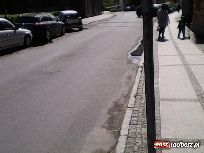 Zdjęcie w galerii na portalu naszraciborz.pl: Czy opłaty w strefie płatnego parkowania są legalnie pobierane?  wiadomości z regionu