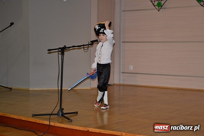 Zdjęcie w galerii na portalu naszraciborz.pl: XXI Gminny Przegląd Młodych Talentów w Tworkowie  wiadomości z regionu