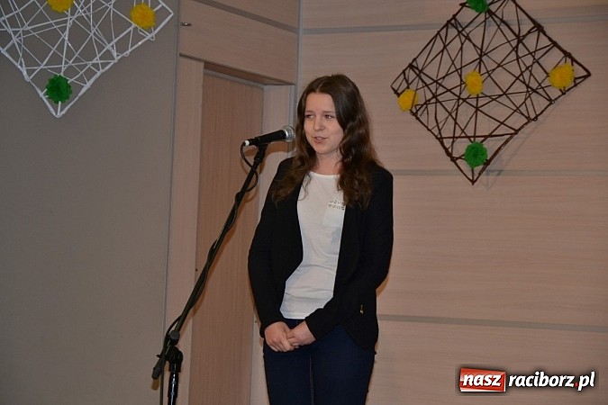 Zdjęcie w galerii na portalu naszraciborz.pl: XXI Gminny Przegląd Młodych Talentów w Tworkowie  wiadomości z regionu
