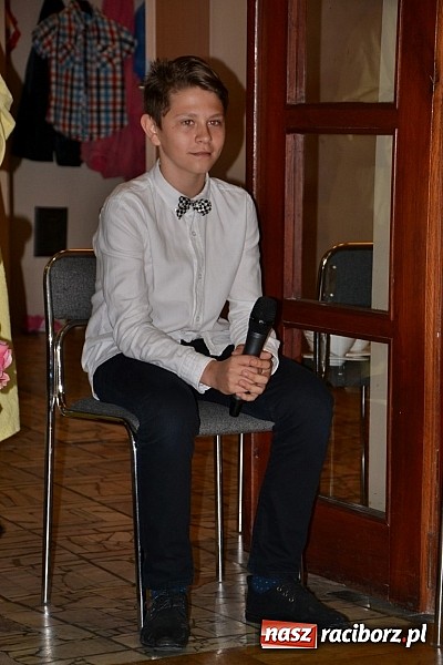 Zdjęcie w galerii na portalu naszraciborz.pl: XXI Gminny Przegląd Młodych Talentów w Tworkowie  wiadomości z regionu