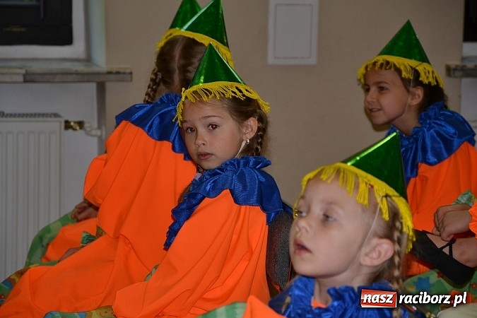 Zdjęcie w galerii na portalu naszraciborz.pl: XXI Gminny Przegląd Młodych Talentów w Tworkowie  wiadomości z regionu