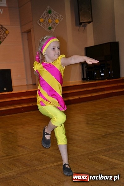 Zdjęcie w galerii na portalu naszraciborz.pl: XXI Gminny Przegląd Młodych Talentów w Tworkowie  wiadomości z regionu