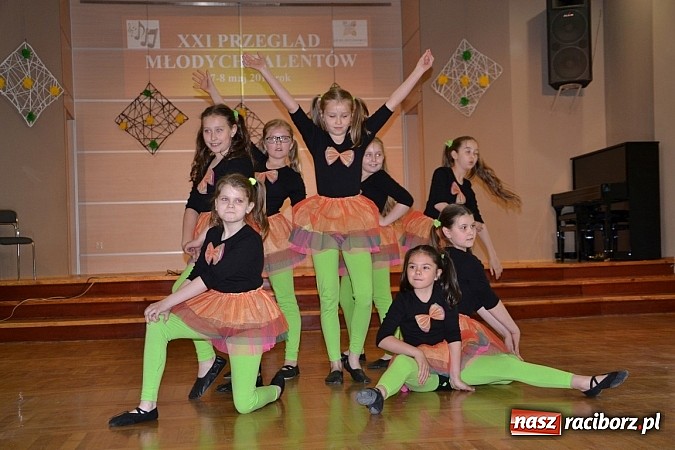 Zdjęcie w galerii na portalu naszraciborz.pl: XXI Gminny Przegląd Młodych Talentów w Tworkowie  wiadomości z regionu
