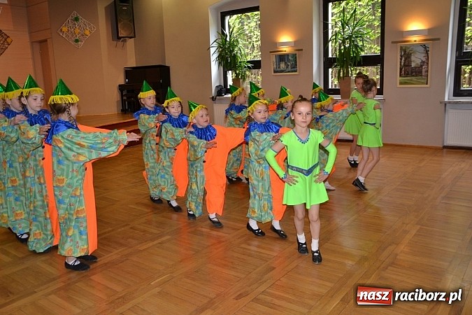 Zdjęcie w galerii na portalu naszraciborz.pl: XXI Gminny Przegląd Młodych Talentów w Tworkowie  wiadomości z regionu