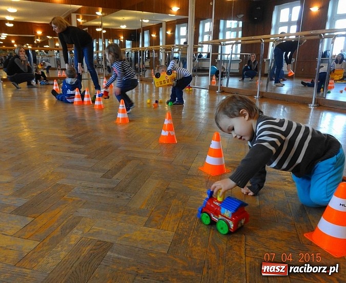 Zdjęcie w galerii na portalu naszraciborz.pl: Wycieczki Fikusiów z Raciborskiego Centrum Kultury wiadomości z regionu