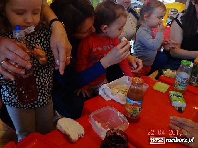 Zdjęcie w galerii na portalu naszraciborz.pl: Wycieczki Fikusiów z Raciborskiego Centrum Kultury wiadomości z regionu