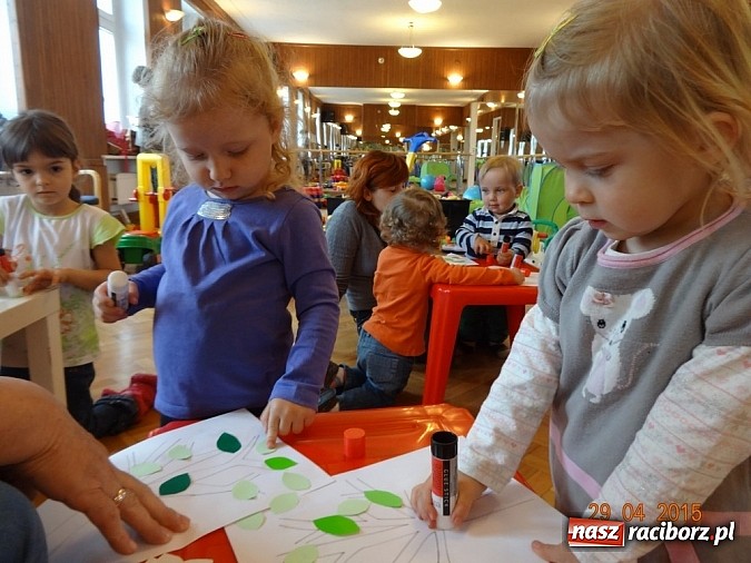 Zdjęcie w galerii na portalu naszraciborz.pl: Wycieczki Fikusiów z Raciborskiego Centrum Kultury wiadomości z regionu