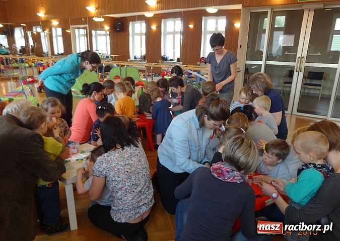 Zdjęcie w galerii na portalu naszraciborz.pl: Wycieczki Fikusiów z Raciborskiego Centrum Kultury wiadomości z regionu