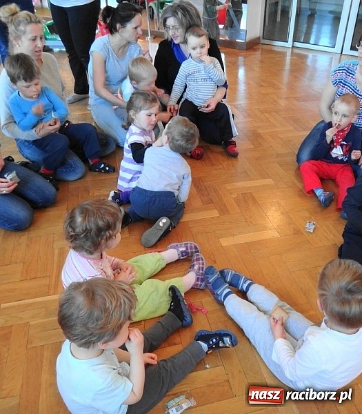 Zdjęcie w galerii na portalu naszraciborz.pl: Wycieczki Fikusiów z Raciborskiego Centrum Kultury wiadomości z regionu