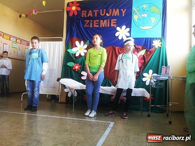 Zdjęcie w galerii na portalu naszraciborz.pl: Dzień Ziemi w Szkole Podstawowej w Krzanowicach wiadomości z regionu