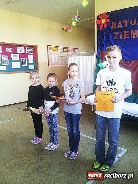 Zdjęcie w galerii na portalu naszraciborz.pl: Dzień Ziemi w Szkole Podstawowej w Krzanowicach wiadomości z regionu