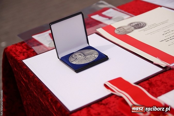 Zdjęcie w galerii na portalu naszraciborz.pl: Dzień Strażaka w Komendzie Państwowej Straży Pożarnej w Raciborzu! wiadomości z regionu