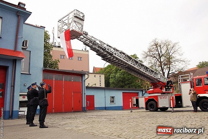 Zdjęcie w galerii na portalu naszraciborz.pl: Dzień Strażaka w Komendzie Państwowej Straży Pożarnej w Raciborzu! wiadomości z regionu