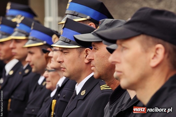 Zdjęcie w galerii na portalu naszraciborz.pl: Dzień Strażaka w Komendzie Państwowej Straży Pożarnej w Raciborzu! wiadomości z regionu