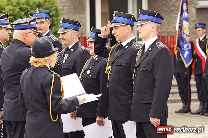 Zdjęcie w galerii na portalu naszraciborz.pl: Dzień Strażaka w Komendzie Państwowej Straży Pożarnej w Raciborzu! wiadomości z regionu