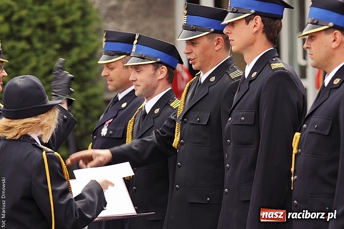 Zdjęcie w galerii na portalu naszraciborz.pl: Dzień Strażaka w Komendzie Państwowej Straży Pożarnej w Raciborzu! wiadomości z regionu