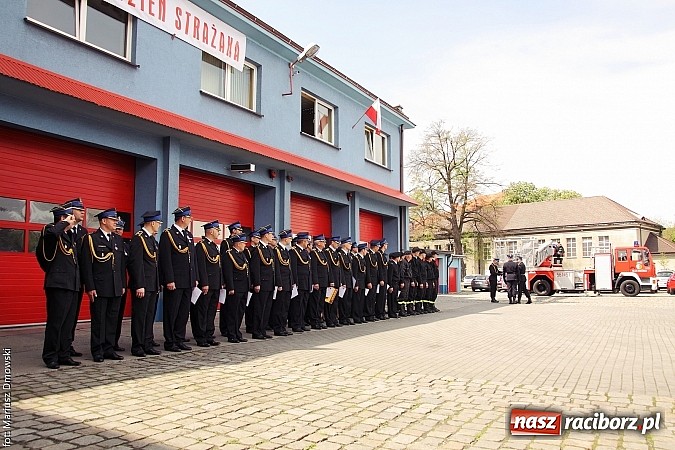 Zdjęcie w galerii na portalu naszraciborz.pl: Dzień Strażaka w Komendzie Państwowej Straży Pożarnej w Raciborzu! wiadomości z regionu