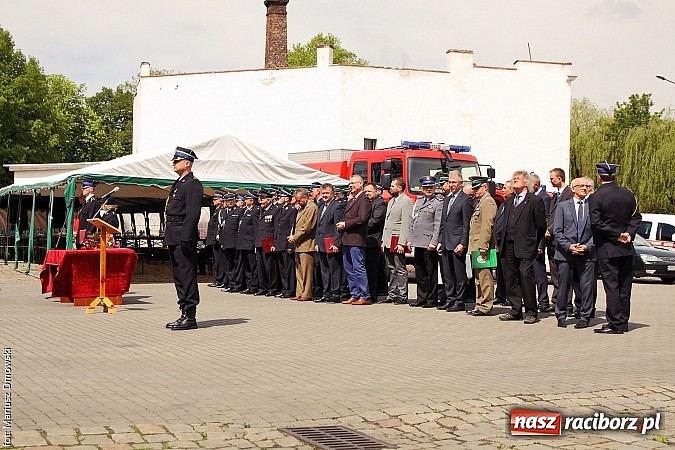 Zdjęcie w galerii na portalu naszraciborz.pl: Dzień Strażaka w Komendzie Państwowej Straży Pożarnej w Raciborzu! wiadomości z regionu