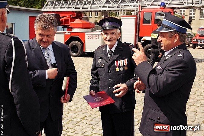 Zdjęcie w galerii na portalu naszraciborz.pl: Dzień Strażaka w Komendzie Państwowej Straży Pożarnej w Raciborzu! wiadomości z regionu