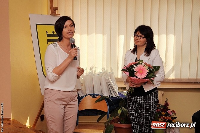 Zdjęcie w galerii na portalu naszraciborz.pl: Kuźnia talent&oacute;w z Weltzla, czyli 15-lecie Dyzia Gimnazjalisty wiadomości z regionu