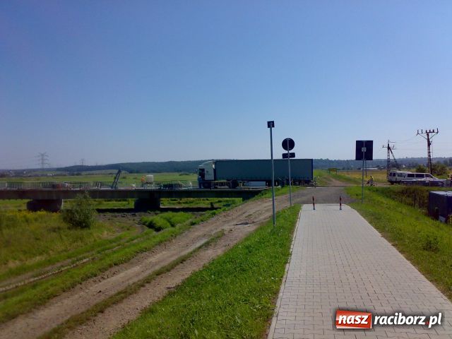 Zdjęcie w galerii na portalu naszraciborz.pl: Most na Markowice już czynny wiadomości z regionu