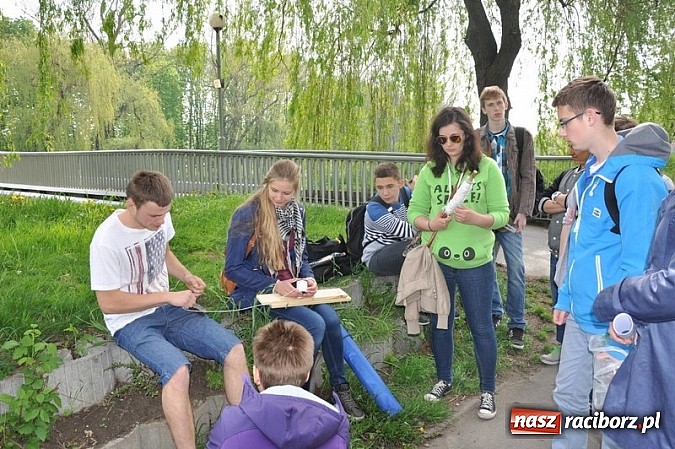 Zdjęcie w galerii na portalu naszraciborz.pl: Warsztaty terenowe w Budowlance – hydrologia w praktyce  wiadomości z regionu