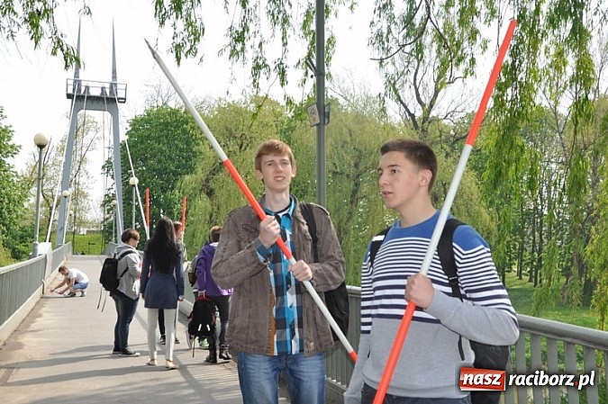 Zdjęcie w galerii na portalu naszraciborz.pl: Warsztaty terenowe w Budowlance – hydrologia w praktyce  wiadomości z regionu