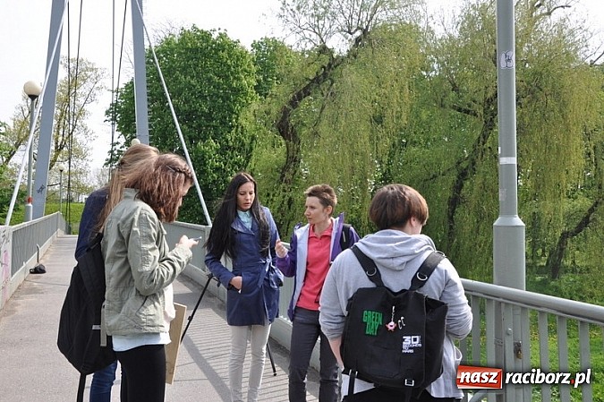 Zdjęcie w galerii na portalu naszraciborz.pl: Warsztaty terenowe w Budowlance – hydrologia w praktyce  wiadomości z regionu