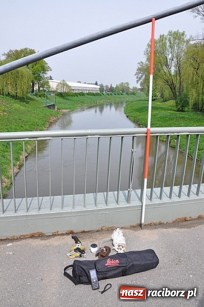 Zdjęcie w galerii na portalu naszraciborz.pl: Warsztaty terenowe w Budowlance – hydrologia w praktyce  wiadomości z regionu