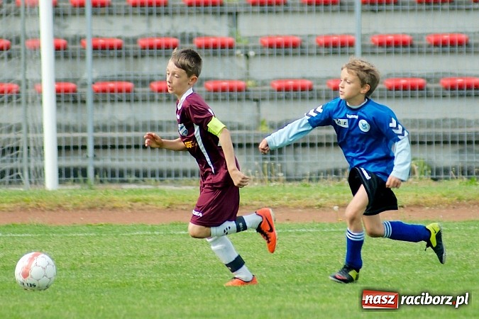 Zdjęcie w galerii na portalu naszraciborz.pl: Tak się bawi i wygrywa Racibórz! Młodzi Unici pokonali Jastrzębie wiadomości z regionu