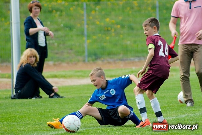 Zdjęcie w galerii na portalu naszraciborz.pl: Tak się bawi i wygrywa Racibórz! Młodzi Unici pokonali Jastrzębie wiadomości z regionu
