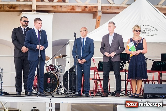 Zdjęcie w galerii na portalu naszraciborz.pl: Święto Subregionu Zachodniego Województwa Śląskiego na Zamku Piastowskim w Raciborzu wiadomości z regionu