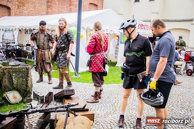 Zdjęcie w galerii na portalu naszraciborz.pl: Święto Subregionu Zachodniego Województwa Śląskiego na Zamku Piastowskim w Raciborzu wiadomości z regionu